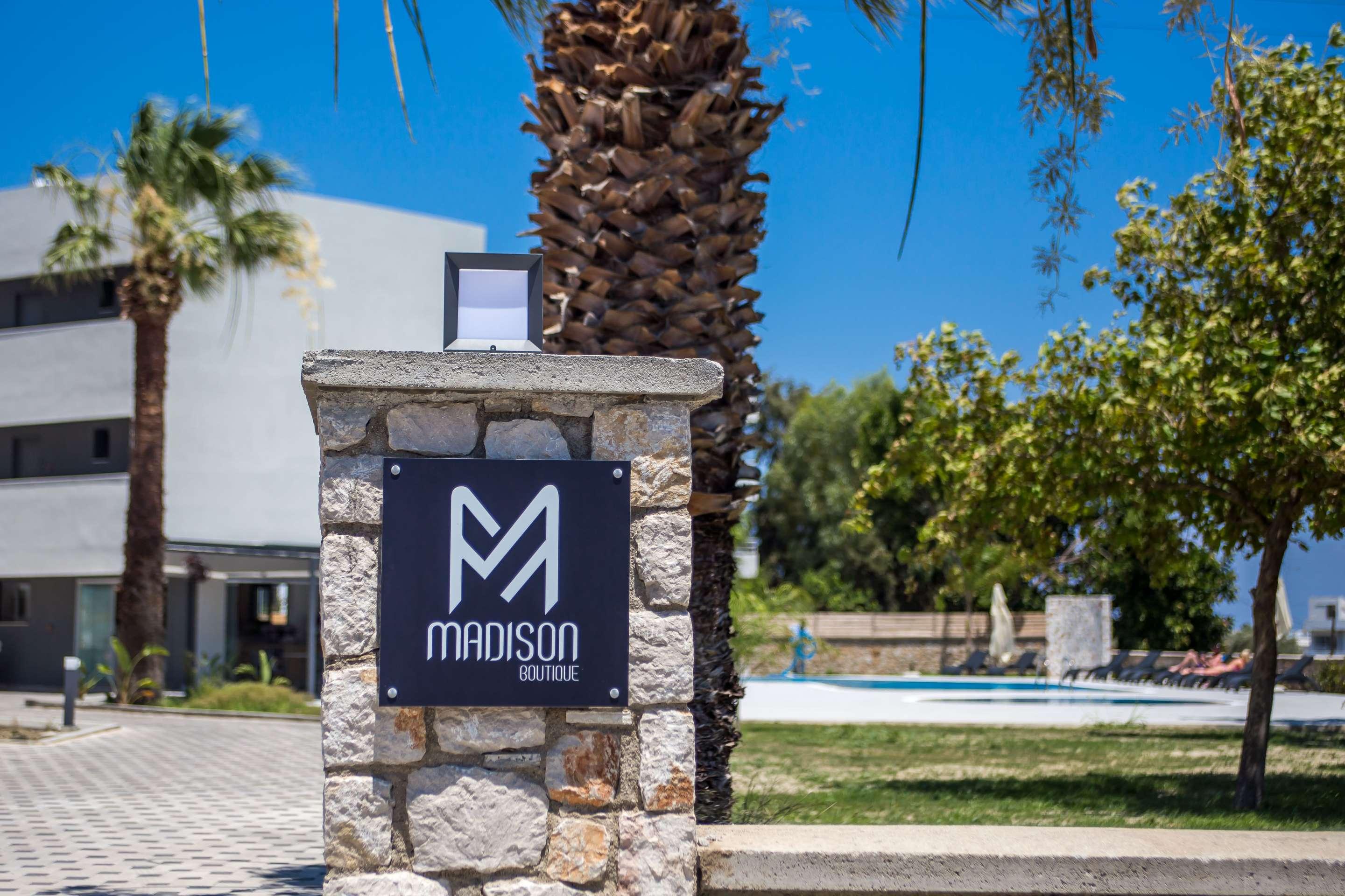 Madison Boutique, Faliraki Luaran gambar